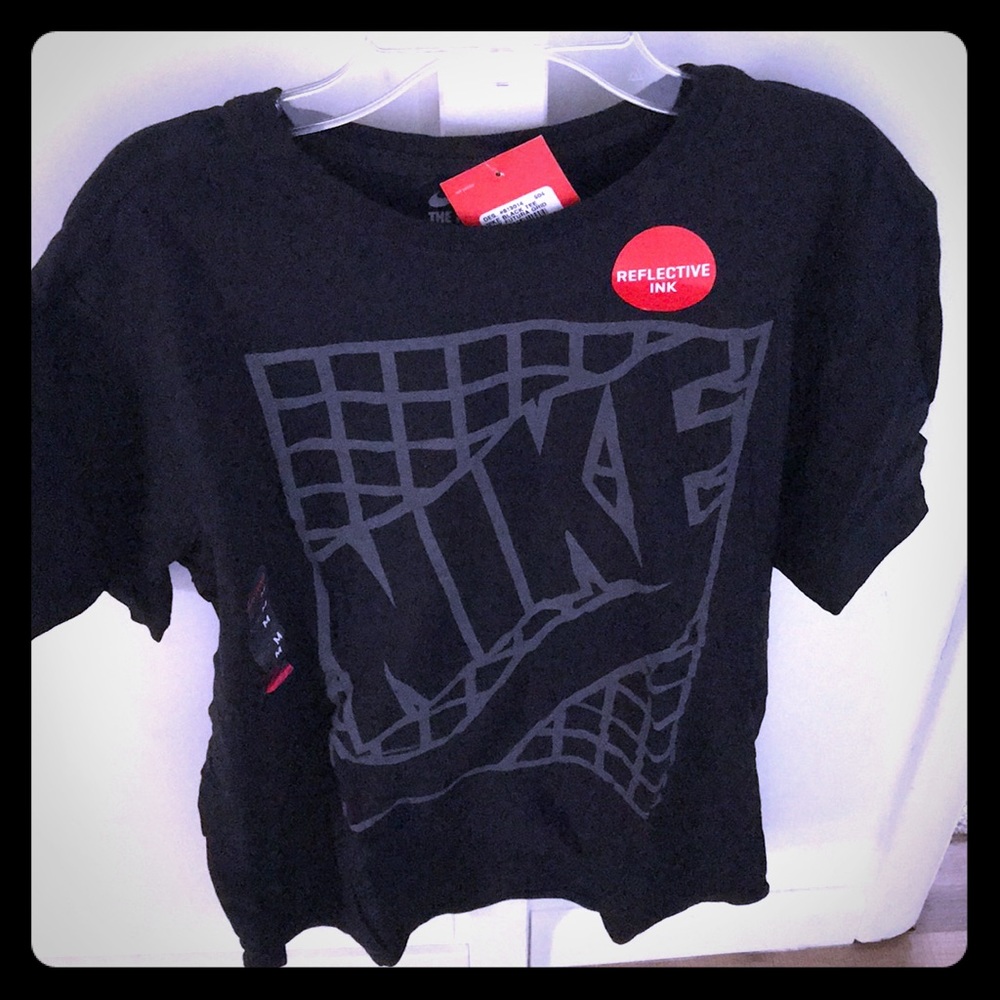 NWT! Nike Reflective Ink Tee - M